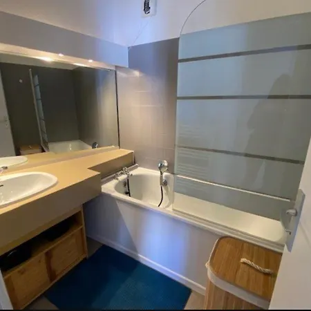 Port Camargue Plage Sud, P2 De 35m² * Le Grau-du-Roi